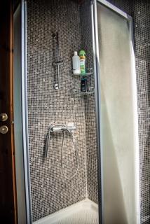 *2 bdr log house /mountains/Queen bed/fireplace - 3