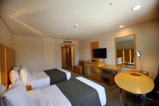 Ramada by Wyndham Songdo - Incheon - 3