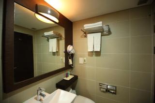 Ramada by Wyndham Songdo - Incheon - 4