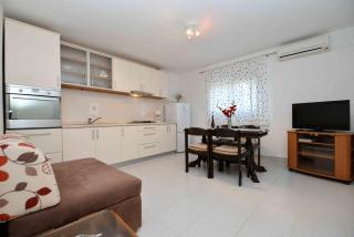 Apartment MIRAcle - Murter - 6