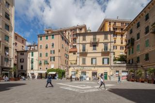 Vicolo Apartment, pedestrian centre, 2BDR, 2,5 BTH, Aircondo, Private Parking, easy to train and ferries, city life - La Spezia - 9