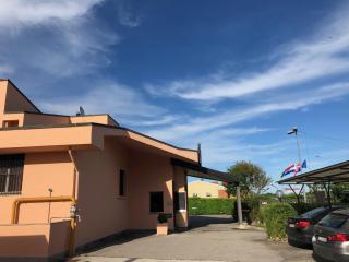 Hotel Motel Regal - 1