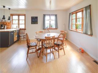 Two-Bedroom Holiday Home In Torrig L - Torrig - 4