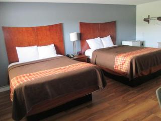 Travel Inn and Suites - Lakehurst - 4