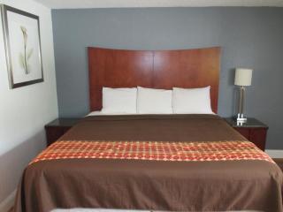 Travel Inn and Suites - Lakehurst - 9