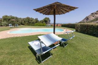 Villa Iris with Pool - Baja Sardinia - 1