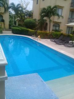 Beautiful condo a few steps to sea - 2