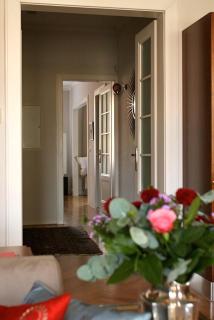 Spacious elegance in the heart of Old Town - 2