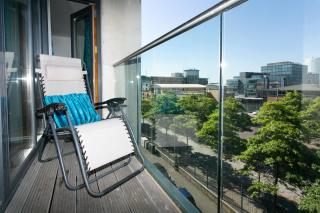 Pilot Street apartment at City Quays - Belfast - 8