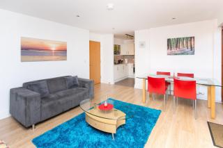 Pilot Street apartment at City Quays - Belfast - 6
