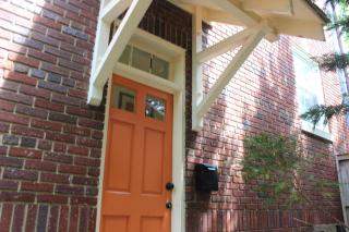 COMFY Basement Home 2 Bdrm1Den 3Queen Beds - 3