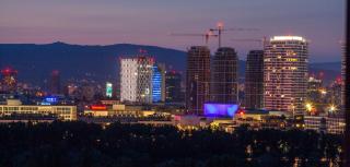 Air-Conditioned City View Apartment 24h check-in - Bratislava - 6