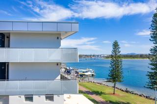 The Mid Pacific - Port Macquarie - 9