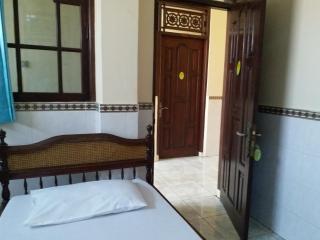 Kembar Inn Padangbai - 1