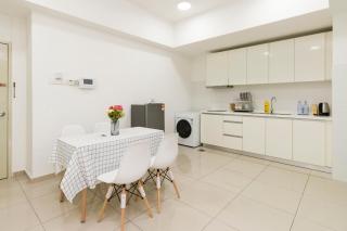 Encorp Strand Residences by Airhost - Kota Damansara - 1