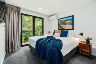 Bright, Modern, Plush - Brand New Townhouse - Queenstown - 1