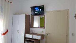 Brian Hotel - 9