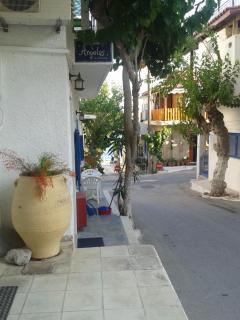 Angelos Rooms - 8