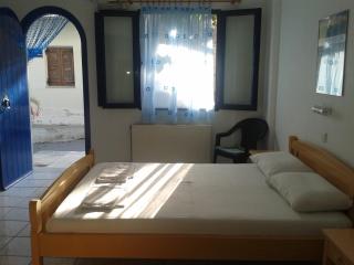 Angelos Rooms - 7