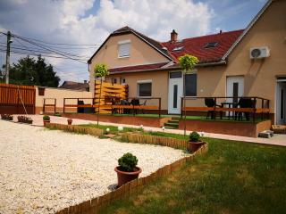 Green Garden Plus Apartman - Budapest - 6