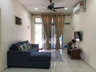 Magnolia 1 Homestay - Kampung Kuala Besut - 0