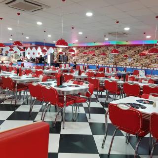 218 - 2 Bed Chalet, Belle Aire, Beach Road, Hemsby, NR29 - Hemsby - 1
