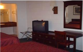 Slumber Inn Harrisonville - Harrisonville - 6