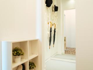 Alba Apartment on Calea Victoriei - Bucharest - 8