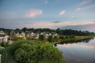 The Inn at Cobble Beach - 1