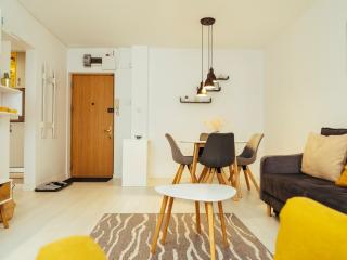 Romanian Atheneum Apartment - 8