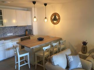 Apartment Behin - 2