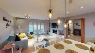 HOUSE OF JOY , CASA EN BANYOLES - Banyoles - 5