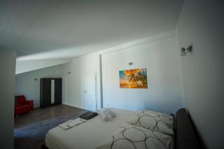 Apartments Nena - Podstrana - 8