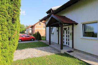 Apartments with parking spaces Slunj, Plitvice - 16905 - Slunj - 1