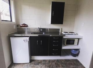 Ruapehu Mountain Motel & Lodge - 2
