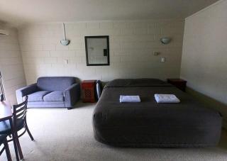 Ruapehu Mountain Motel & Lodge - 1