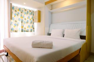 Comfortable and Clean Studio at The Oasis Apartment By Travelio - Bekasi - 0