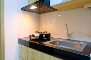 Comfortable and Clean Studio at The Oasis Apartment By Travelio - Bekasi - 7