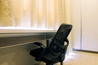 Deluxe and Modern Studio M Gold Tower Apartment By Travelio - Bekasi - 9
