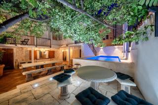 Heritage Residence in Center with pool - Vodice - 0