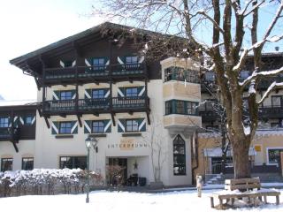 Hotel Unterbrunn Apartments & Gästehaus - 1