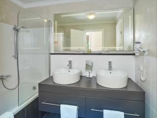 A-VITA Viktoria & A-VITA living luxury apartments - 9
