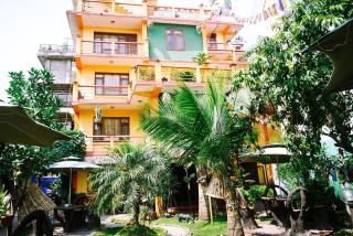 Elbrus Home - Kathmandu - 9