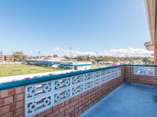 Seabreeze 4 opposite the bowling club Tuncurry - Tuncurry - 9