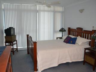 Solaire 5 - Tuncurry - 3
