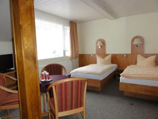 Hotel Garni Melchendorf - Erfurt - 5