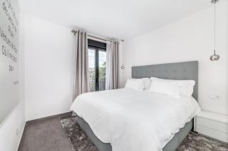 by RIVA - Incredible, Stylish 2 Bedroom Apt in Puerto Banus Gardens - Marbella - 3