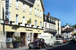 Les Ambassadeurs Logis Hotels et Restaurant - Souillac - 1