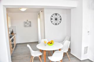 Apartments Mino - Ražanac - 8