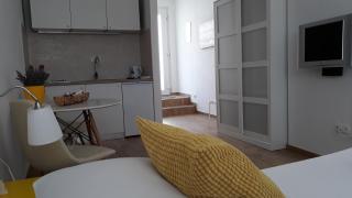 Viola Apartment & free parking - Šibenik - 2
